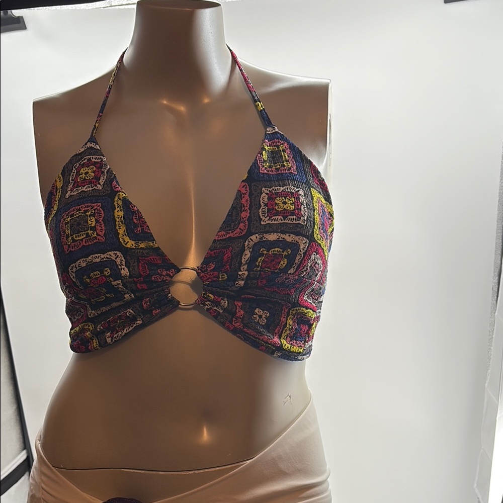 NWT. Rue21 Multicolor Halter Top with Ring Accent.
